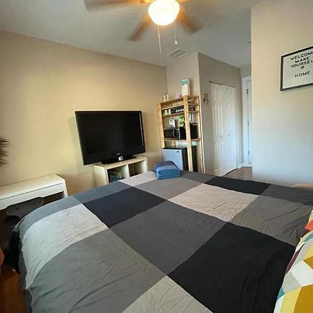 Quaint Guest Room Close To Siesta Key Сарасота Екстериор снимка